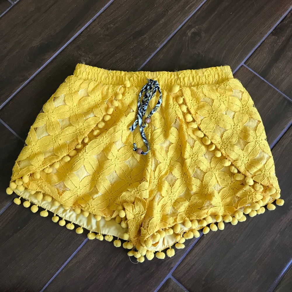 yellow shorts